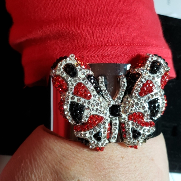 Sale $5 Today.  Butterfly Cuff Bracelet - Picture 3 of 4
